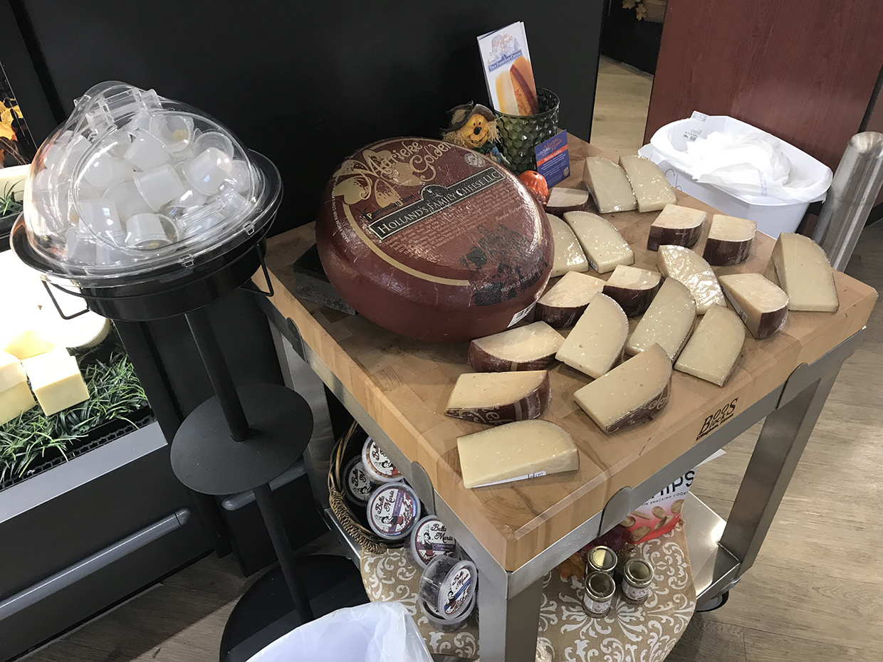 Cheese Samples at Reasor's in Tulsa - JustTulsa.com